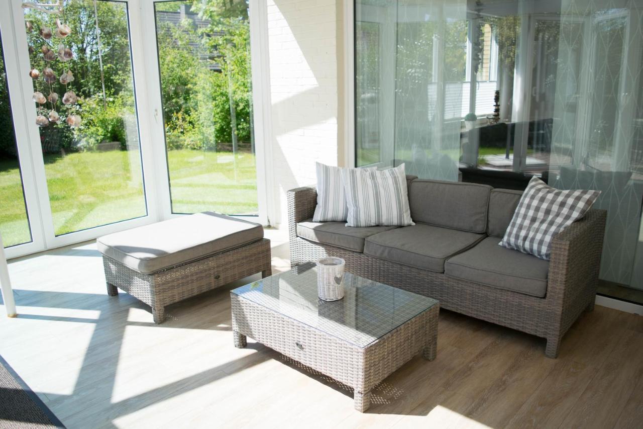 Nordic Im Deichhaus Appartement Husum  Buitenkant foto